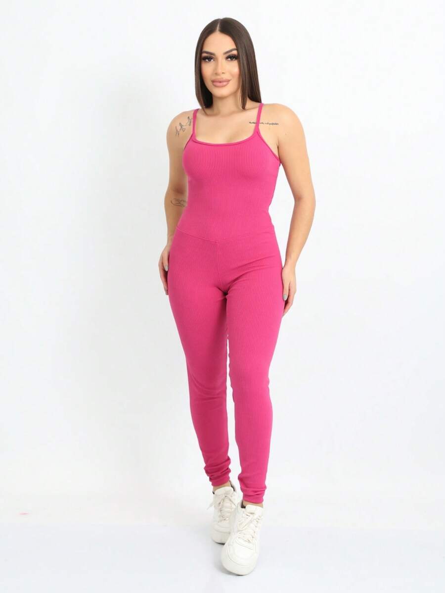 Macacão Feminino com Alcinha Fina e Costas Abertas – Eliana