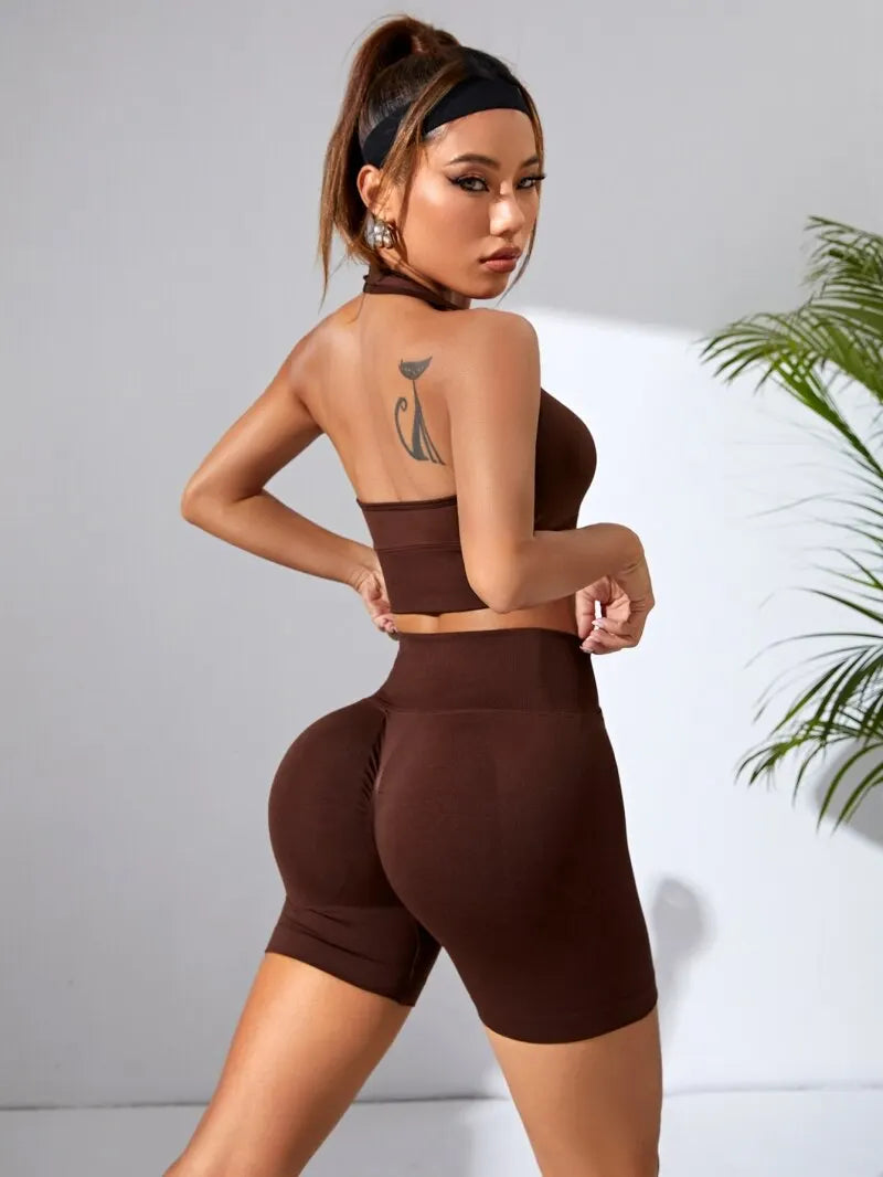 Conjunto Feminino de Treino Shorts e Top Frente Única em Poliéster e Elastano – Lia