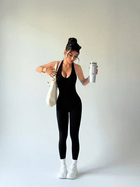 Macacão Feminino de Treino Frente Única Preto em Poliéster e Elastano – Juliana